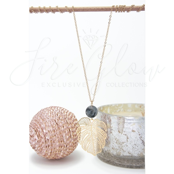 Gold Leaf Pendent / Natural Stone Long Necklace - Picture 7 of 9